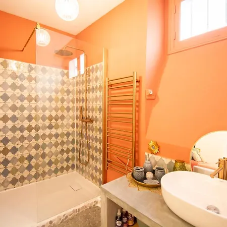 Daire Wonderful Typical Flat 3 Bedrooms / 6 Pax *