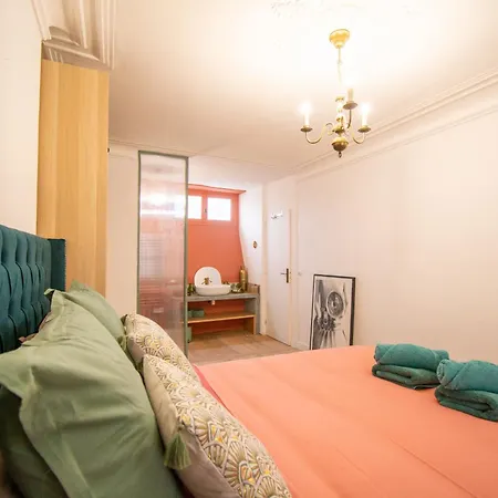 Lägenhet Wonderful Typical Flat 3 Bedrooms / 6 Pax *