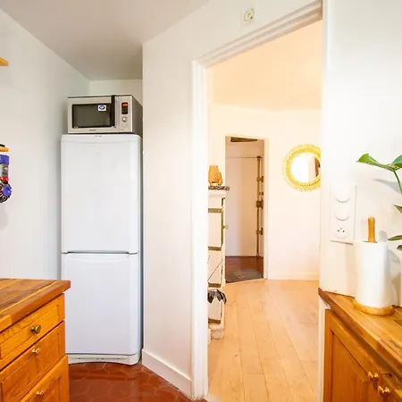 Wonderful Typical Flat 3 Bedrooms / 6 Pax Lägenhet