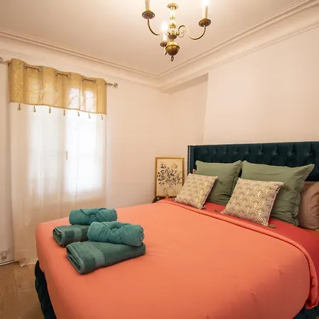 Wonderful Typical Flat 3 Bedrooms / 6 Pax * Paris