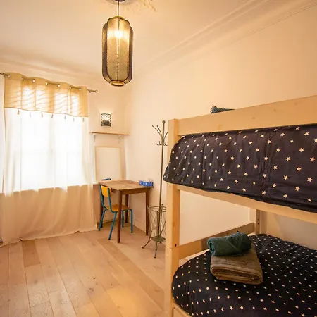 Wonderful Typical Flat 3 Bedrooms / 6 Pax *