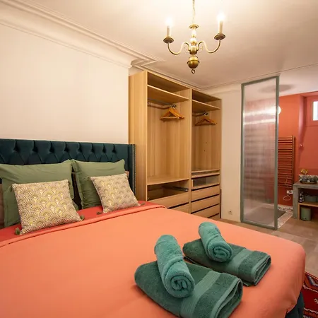 Wonderful Typical Flat 3 Bedrooms / 6 Pax *