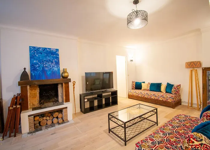 Appartamento Wonderful Typical Flat 3 Bedrooms / 6 Pax *