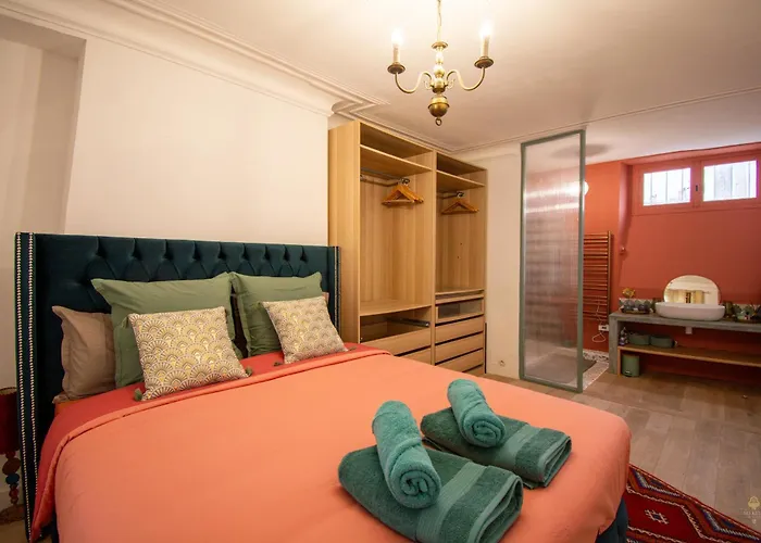 Wonderful Typical Flat 3 Bedrooms / 6 Pax *