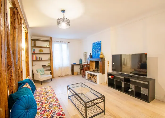 Appartamento Wonderful Typical Flat 3 Bedrooms / 6 Pax *
