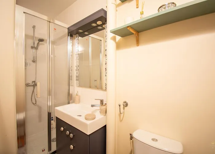 Appartamento Wonderful Typical Flat 3 Bedrooms / 6 Pax Parigi